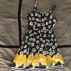 Black Yellow Flowers